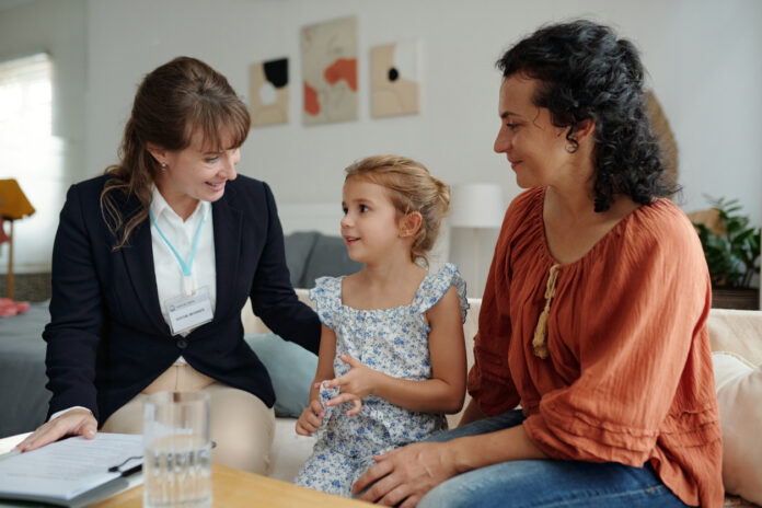 ¿Los padres participan en la terapia infantil?